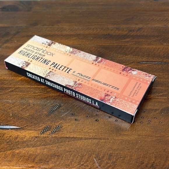 2nd for Bundling - Smashbox Photo Strip Highlighting Palette - Picture 6 of 10